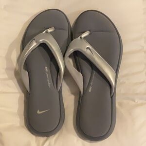 Nike Women's Silver Flip Flops